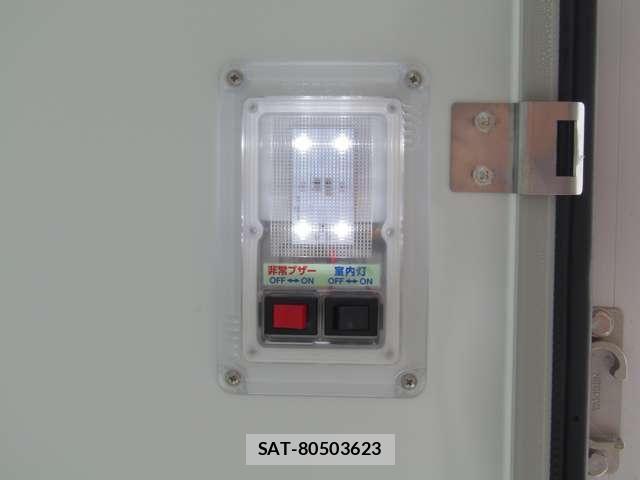 Suzuki CARRY TRUCK 2026-08 8879029-10
