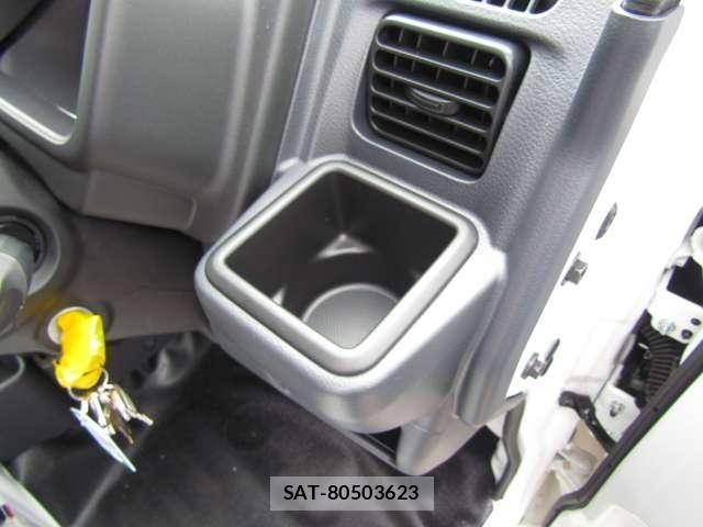 Suzuki CARRY TRUCK 2026-08 8879029-25