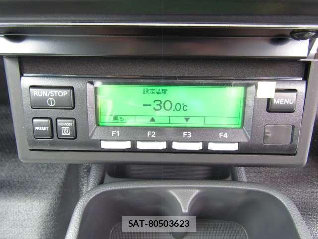Suzuki CARRY TRUCK 2026-08 8879029-27