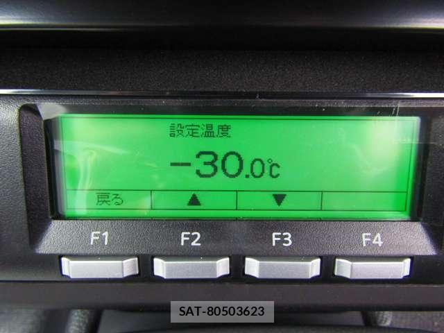 Suzuki CARRY TRUCK 2026-08 8879029-28