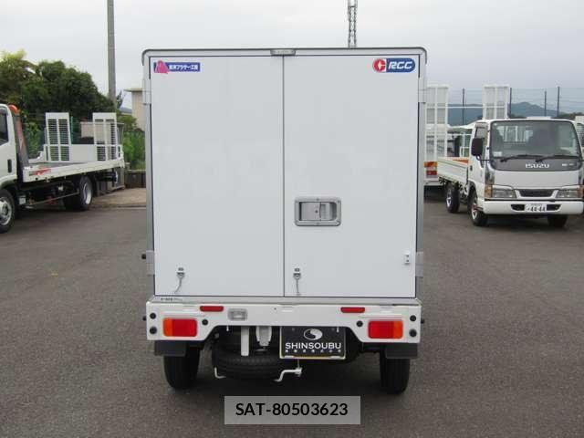 Suzuki CARRY TRUCK 2026-08 8879029-5