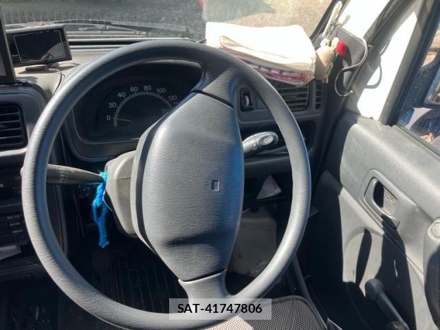 Suzuki CARRY TRUCK 2004-12 8879035-13