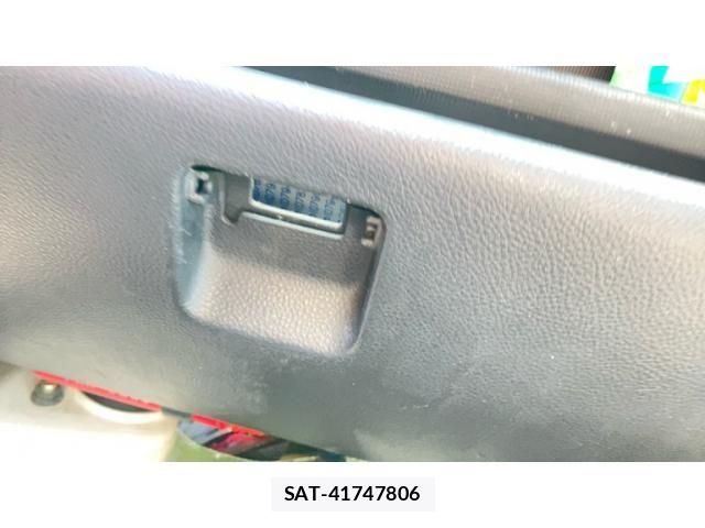 Suzuki CARRY TRUCK 2004-12 8879035-20
