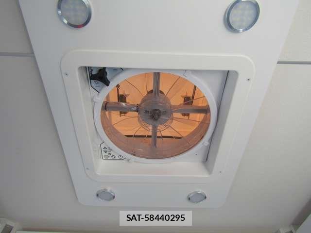 Suzuki CARRY TRUCK 2024-01 607807-15