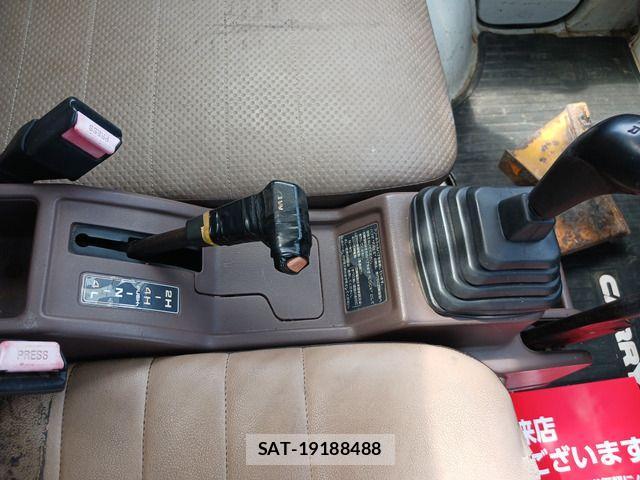 Suzuki CARRY TRUCK 1989-01 848395-16
