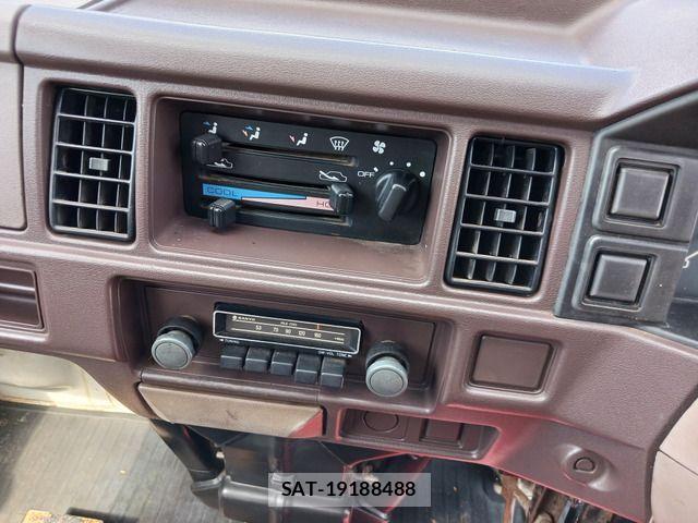 Suzuki CARRY TRUCK 1989-01 848395-17