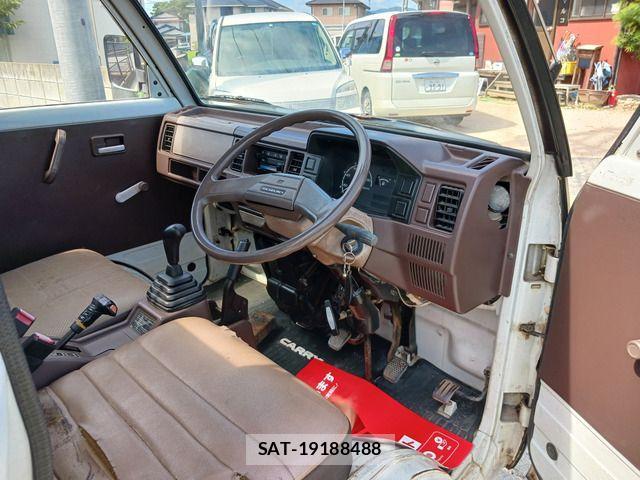 Suzuki CARRY TRUCK 1989-01 848395-3
