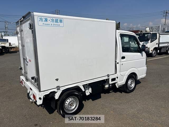 Suzuki CARRY TRUCK 2018-04 1227437-1