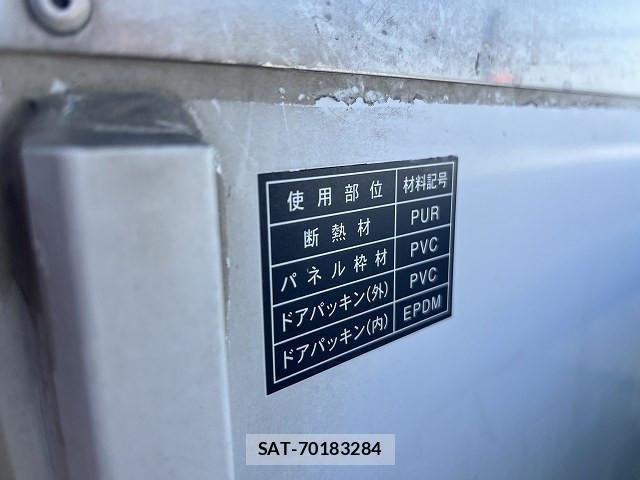 Suzuki CARRY TRUCK 2018-04 1227437-21