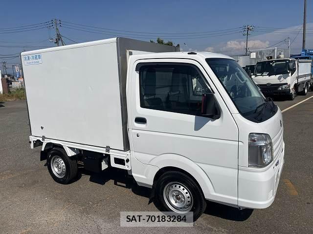 Suzuki CARRY TRUCK 2018-04 1227437-22