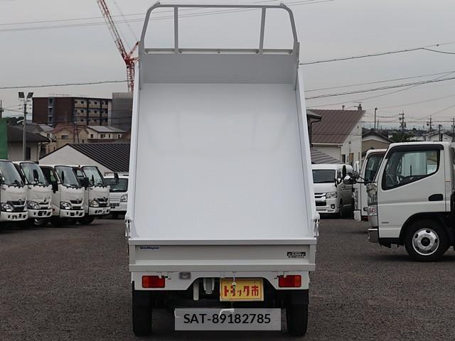 Suzuki CARRY TRUCK 2018-06 1227438-11