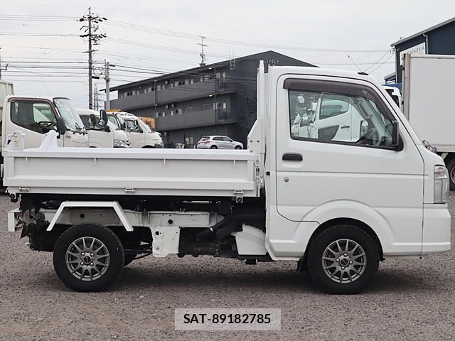 Suzuki CARRY TRUCK 2018-06 1227438-7