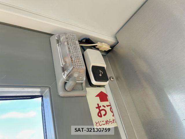 Suzuki CARRY TRUCK 2017-08 1288190-17