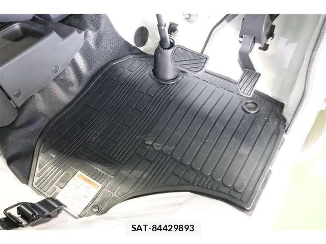 Suzuki CARRY TRUCK 2023-07 2959072-15