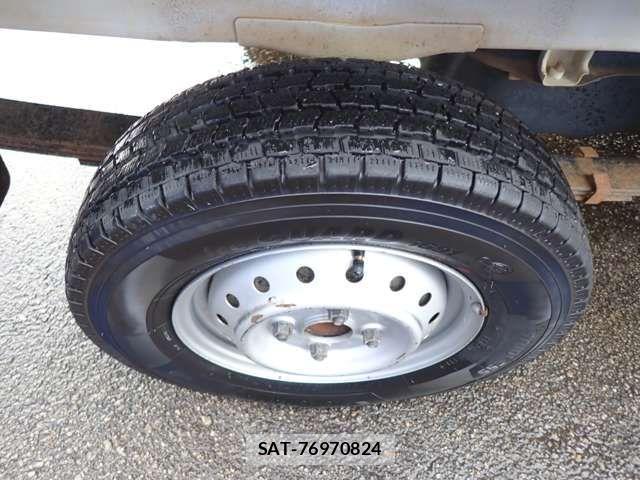 Suzuki CARRY TRUCK 2008-09 3356033-19