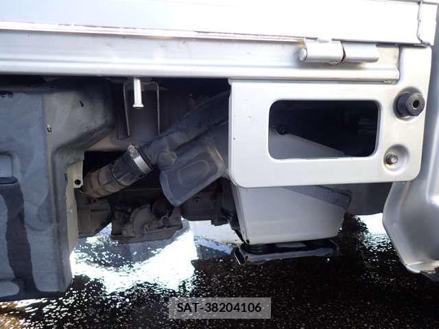 Suzuki CARRY TRUCK 2013-10 3356038-9