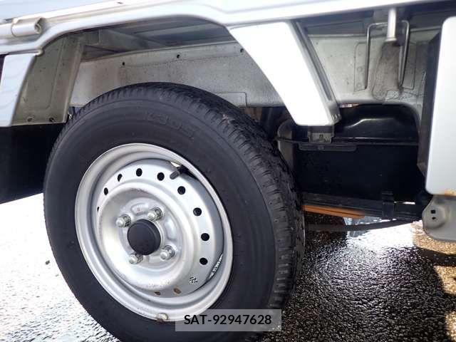 Suzuki CARRY TRUCK 2007-10 3356037-15