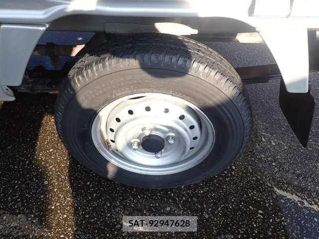 Suzuki CARRY TRUCK 2007-10 3356037-19