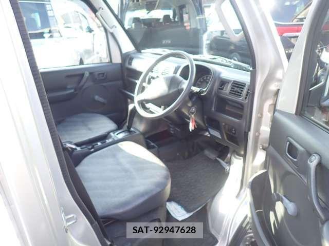 Suzuki CARRY TRUCK 2007-10 3356037-7