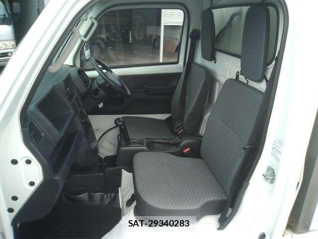 Suzuki CARRY TRUCK 2015-09 3713603-12