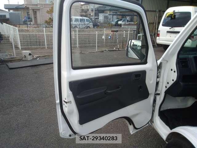 Suzuki CARRY TRUCK 2015-09 3713603-15