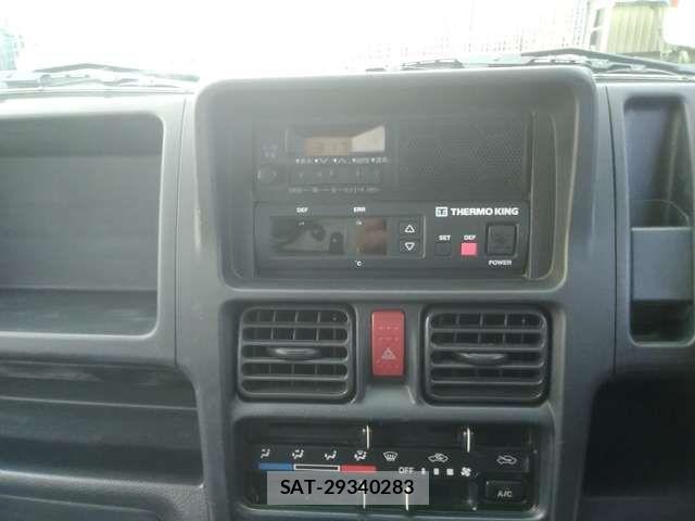 Suzuki CARRY TRUCK 2015-09 3713603-18