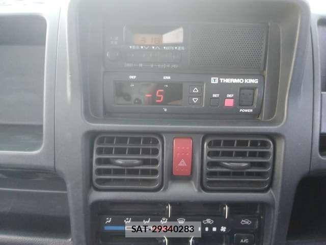 Suzuki CARRY TRUCK 2015-09 3713603-19