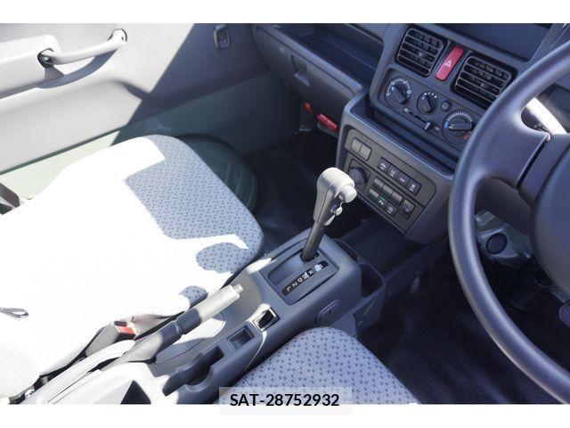 Suzuki CARRY TRUCK 2026-02 4588619-14