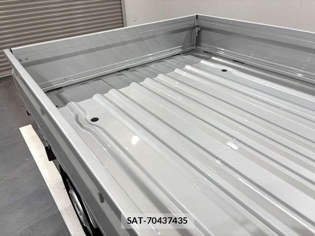 Suzuki CARRY TRUCK 2026-03 4751832-11