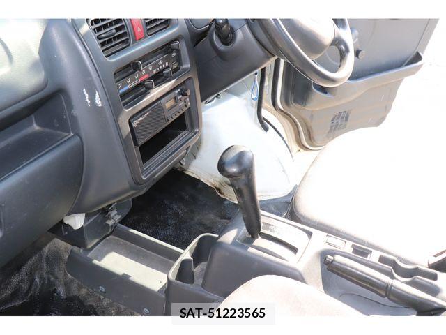 Suzuki CARRY TRUCK 2011-12 4933251-18