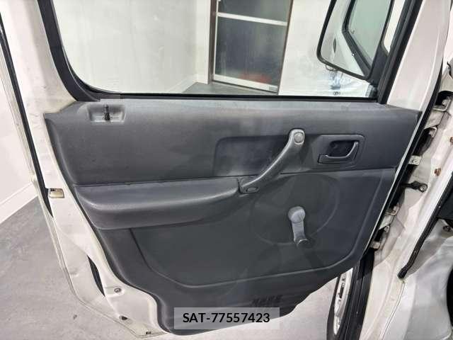Suzuki CARRY TRUCK 2007-08 5861383-25