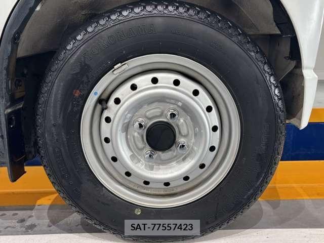Suzuki CARRY TRUCK 2007-08 5861383-26