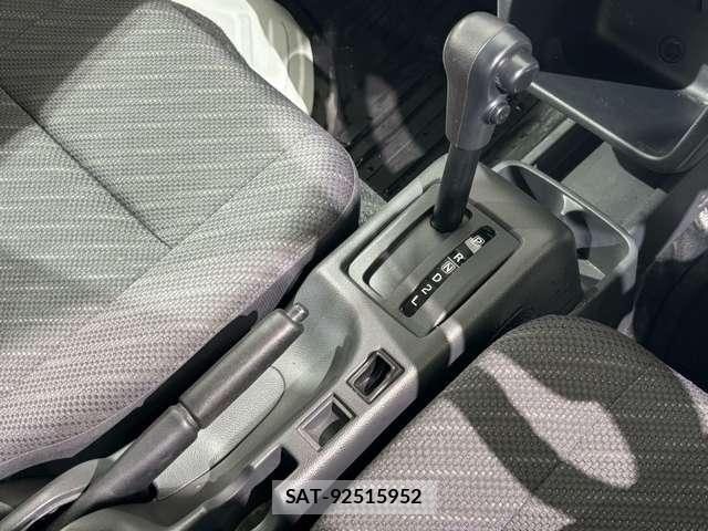 Suzuki CARRY TRUCK 2023-10 5861317-24