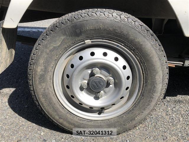 Suzuki CARRY TRUCK 2009-10 5861390-20