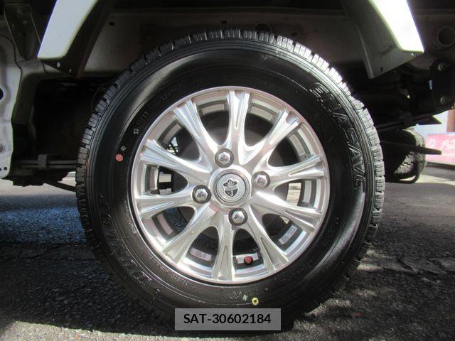 Suzuki CARRY TRUCK 2015-11 6008075-13