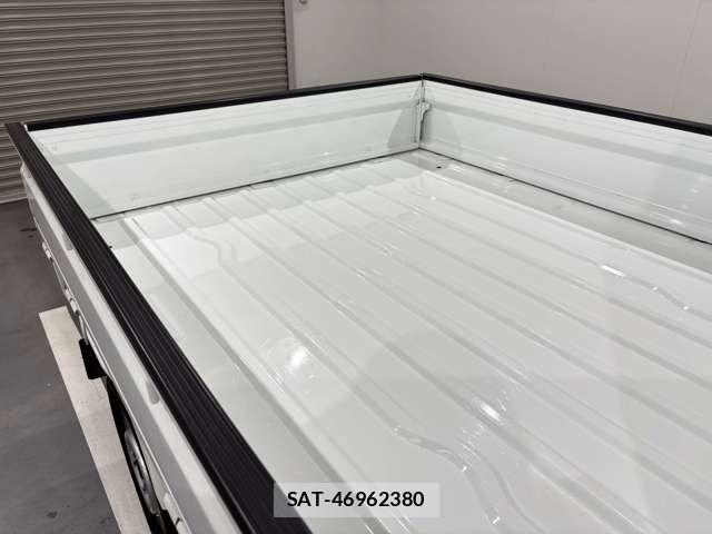 Suzuki CARRY TRUCK 2012-01 6212370-11