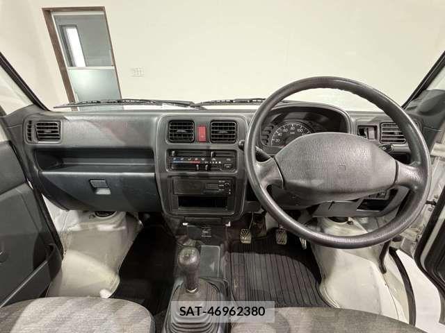 Suzuki CARRY TRUCK 2012-01 6212370-12