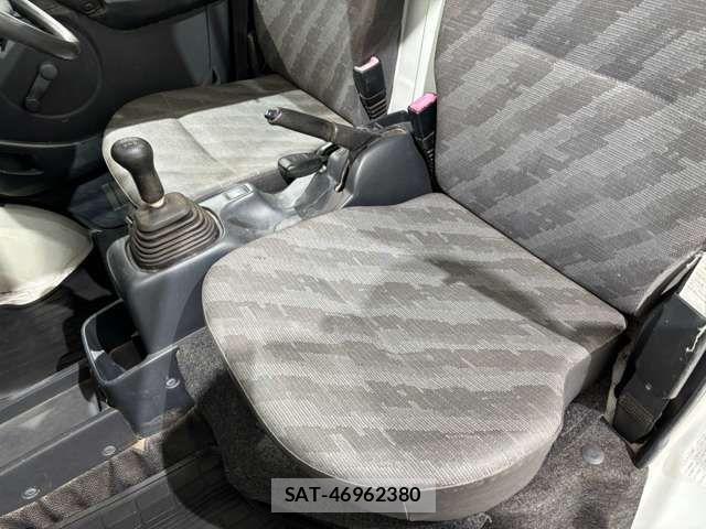 Suzuki CARRY TRUCK 2012-01 6212370-16