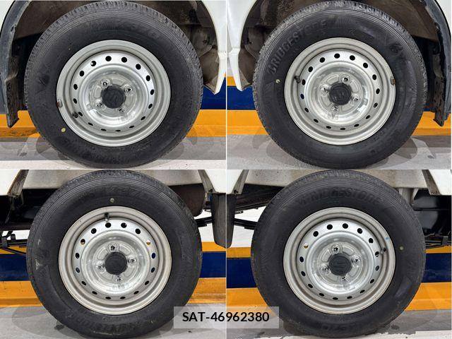 Suzuki CARRY TRUCK 2012-01 6212370-24