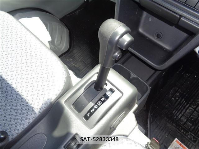 Suzuki CARRY TRUCK 2025-10 6303205-16
