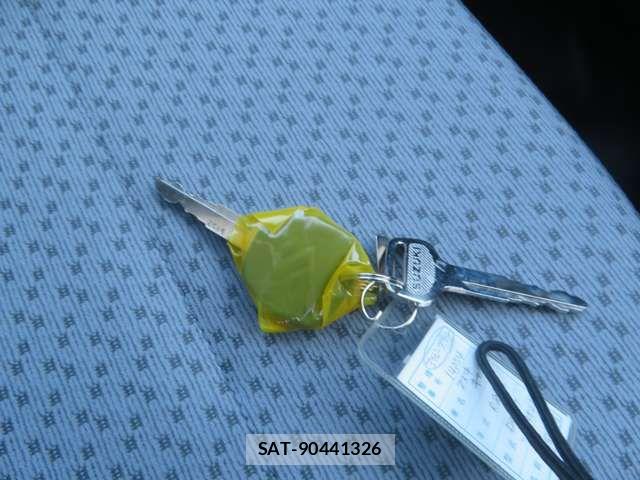 Suzuki CARRY TRUCK 2026-04 6610984-9