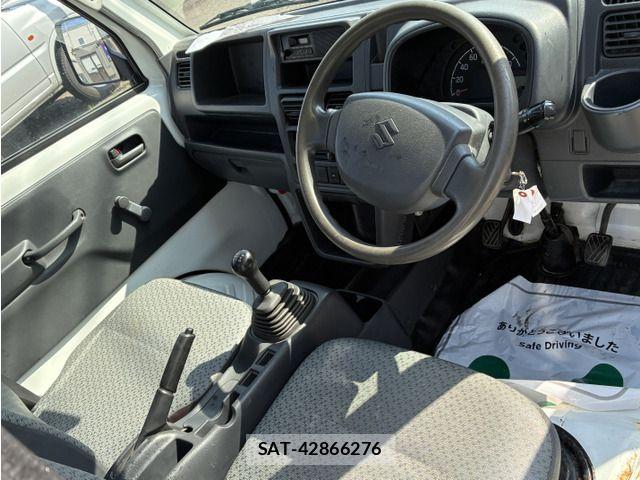 Suzuki CARRY TRUCK 2014-02 6682609-11