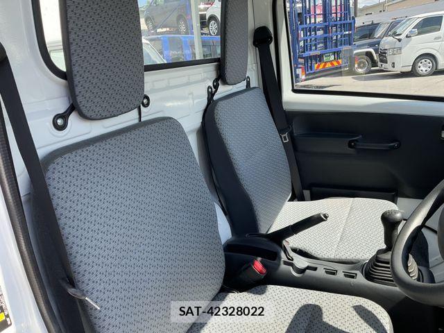 Suzuki CARRY TRUCK 2018-09 6751019-12