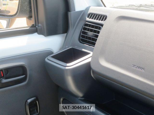 Suzuki CARRY TRUCK 2026-04 6903086-16