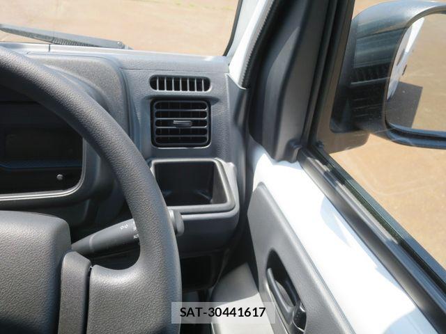 Suzuki CARRY TRUCK 2026-04 6903086-17