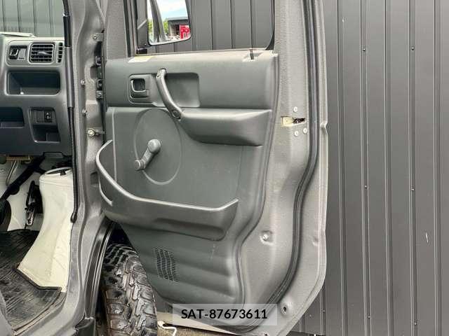 Suzuki CARRY TRUCK 2006-07 6991617-22