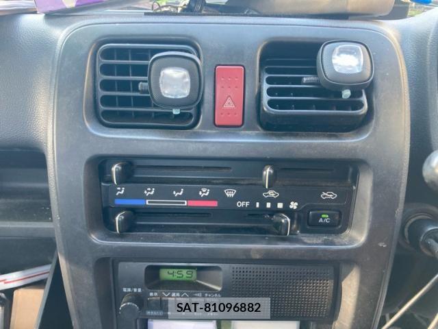 Suzuki CARRY TRUCK 2002-05 7020165-11