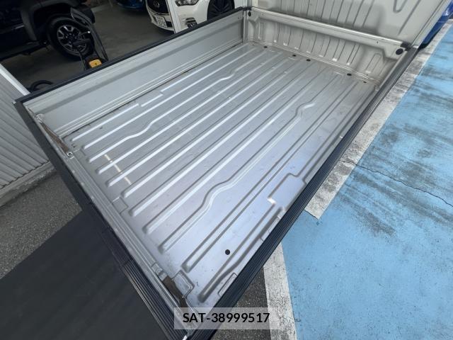 Suzuki CARRY TRUCK 2011-12 7057848-18