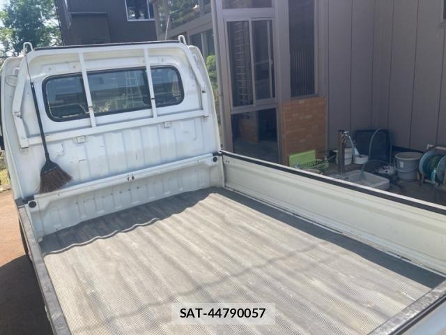 Suzuki CARRY TRUCK 2004-09 7057847-4
