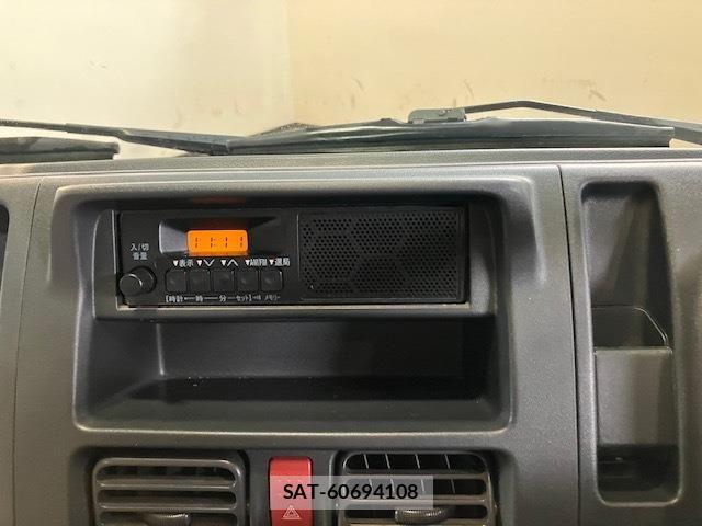 Suzuki CARRY TRUCK 2016-07 7215870-11